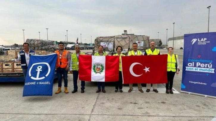 Peru'da depremzedeler için toplanan yardım malzemesi Türkiye'ye gönderildi