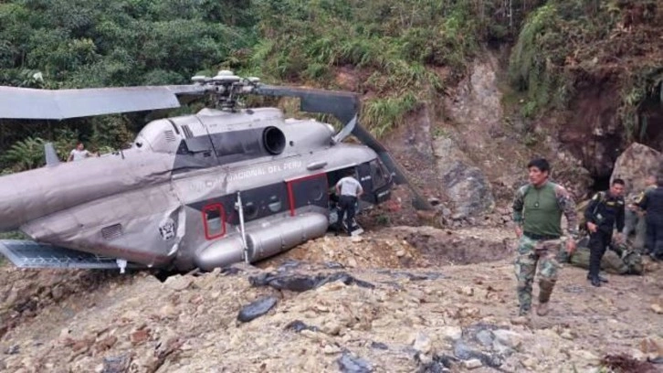 Polis helikopteri acil iniş yaptı!