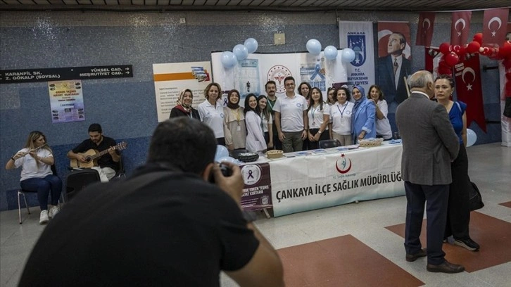 "Prostat Kanseri Farkındalık Ayı" nedeniyle Kızılay Metro İstasyonu'nda etkinlik yapı