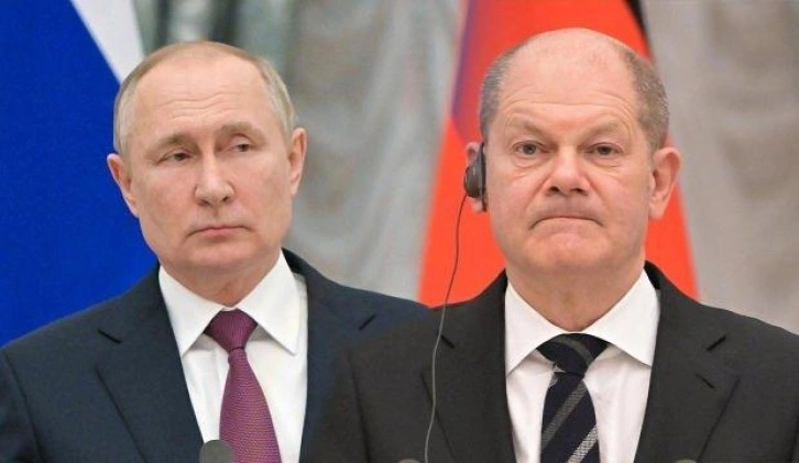 Putin, Almanya Başbakanı Scholz ile görüştü