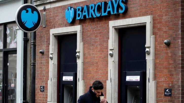 Qatar Holding, 644 milyon dolarlık Barclays hissesi satacak