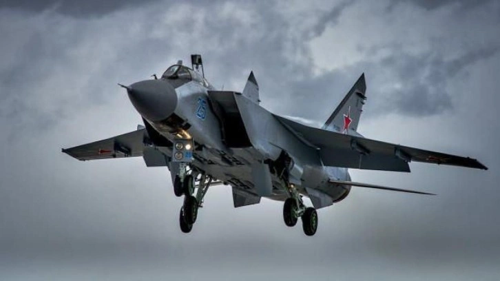 Rusya'da Mig-31 savaş uçağı düştü