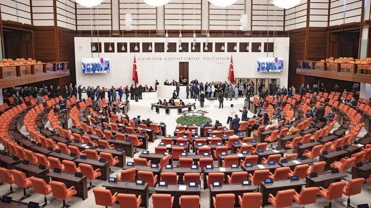 Saadet Partisi: Meclis'te grup kurmayı arzu ediyoruz