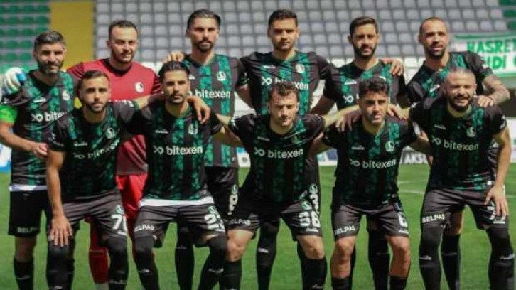 Sakaryaspor 1. Lig'e yükseldi!