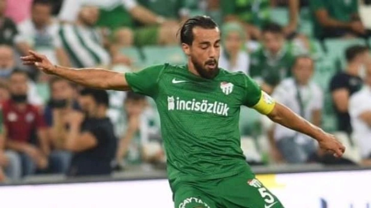 Sakaryaspor, Emirhan Aydoğan'ı renklerine bağladı