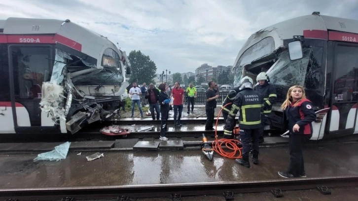 Samsun'da tramvay kazası: 14 kişi yaralandı