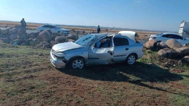 Şanlıurfa'da otomobil devrildi: 1 ölü, 1'i bebek ve 3'ü çocuk 5 yaralı