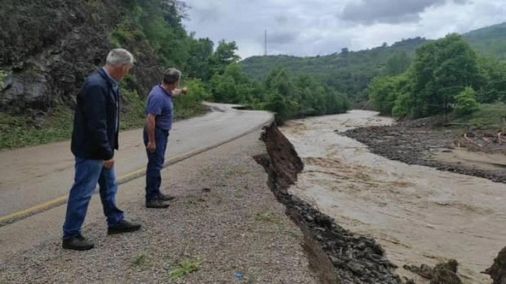 Sel suları çekildi, heyelan korkusu başladı