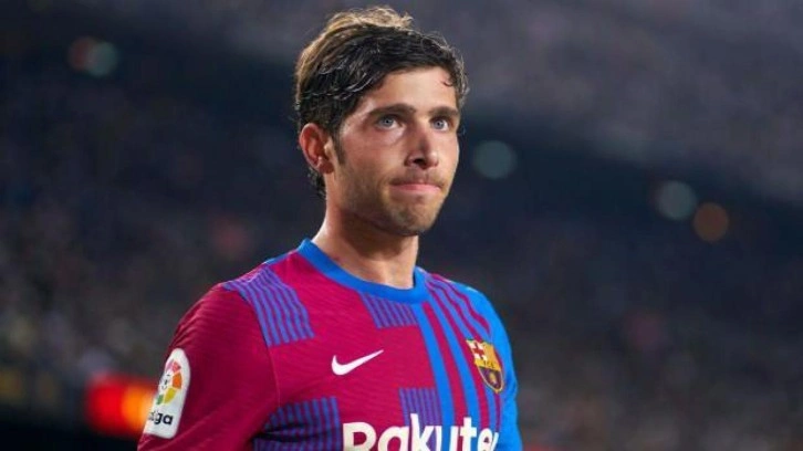 Sergi Roberto bir yıl daha Barcelona'da kaldı