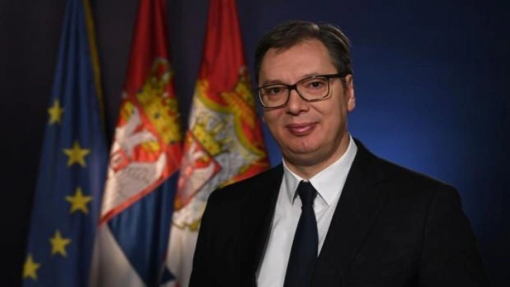 Sırp lider Vucic duyurdu: Barikatlar kaldırılacak