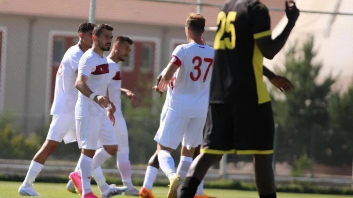 Sivasspor, İstanbulspor'u üzdü