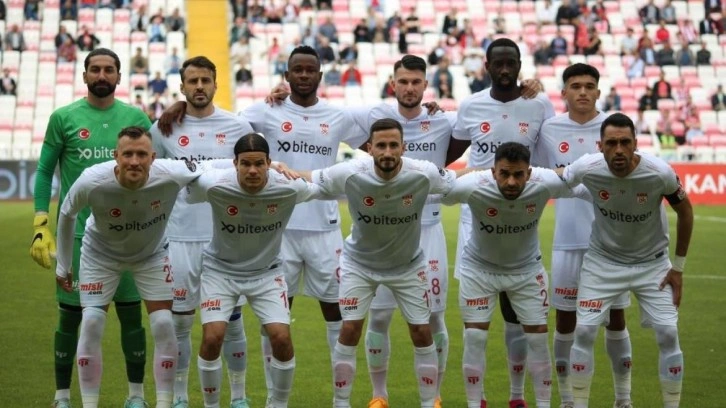 Sivasspor’da 9 futbolcunun sözleşmesi bitti