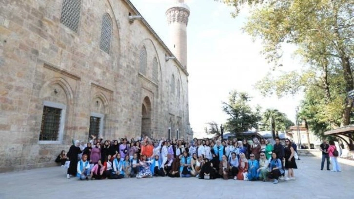 Sultangazili kız öğrenciler Gençlik Kampı’nda