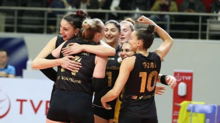 Sultanlar Ligi'nde ilk finalist Vakıfbank