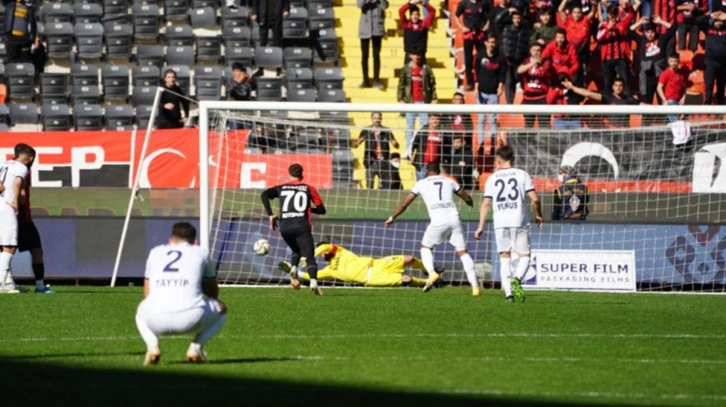 Süper Lig tarihinin en ilginç maçlarından biri oldu! Erol Bulut'un Gaziantep'i darmadağın