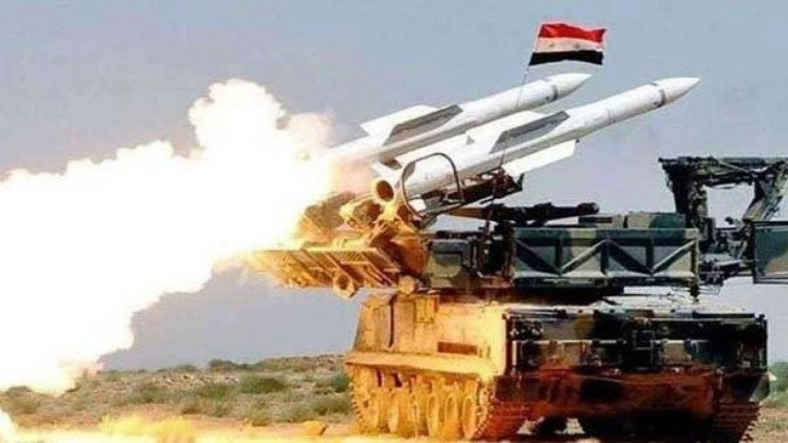 Suriye, İsrail füzelerini düşürdü