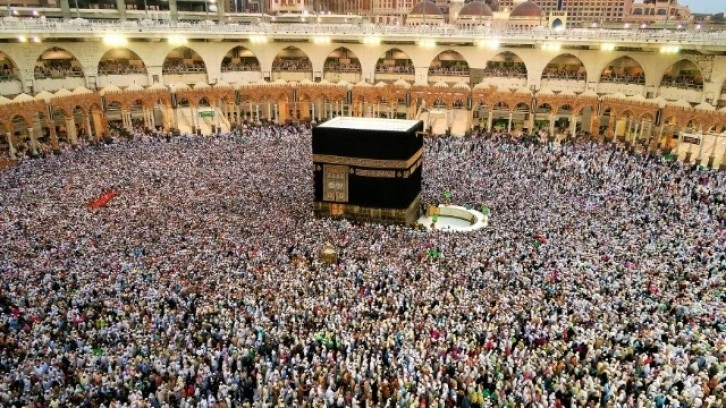 Suudi Arabistan, kutsal toprakları ziyaret edenler için soru-cevap hattı kuruyor
