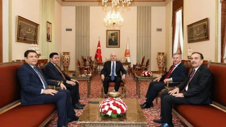 TBMM Başkanı Kurtulmuş, Yeni Yol Partisi Grup Başkanı Kaya'yı kabul etti