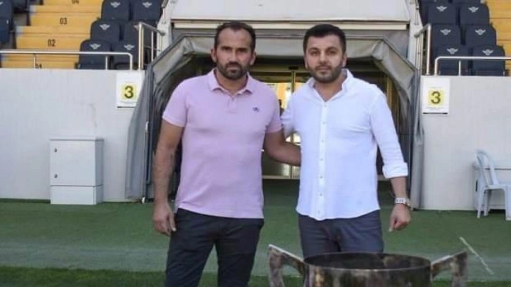 Theofanis Gekas yeniden Akhisaspor’da