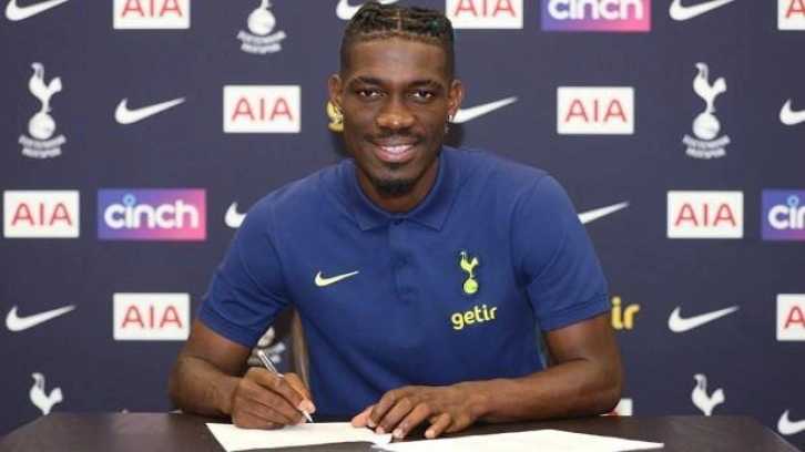 Tottenham, Yves Bissouma'yı açıkladı