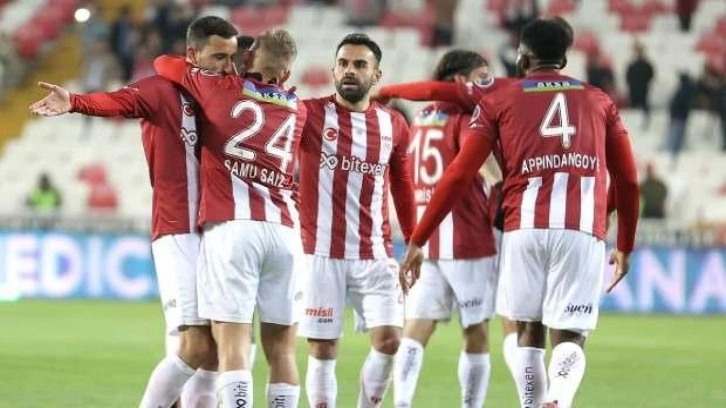 Trabzonspor Sivas'ta bozguna uğradı! Yiğidolar evinde farka gitti