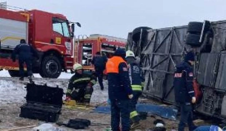 Tur otobüsü kazasında 41 yaralıdan 34'ü taburcu oldu