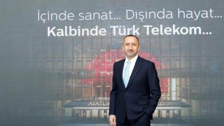 Türk Telekom yılın ilk 9 ayı güçlü büyüdü! Yatırım hedefini 14 milyar TL’ye yükseltti