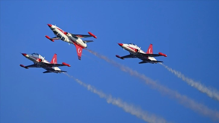 Türk Yıldızları, 30 Ağustos'ta Ankara semalarında