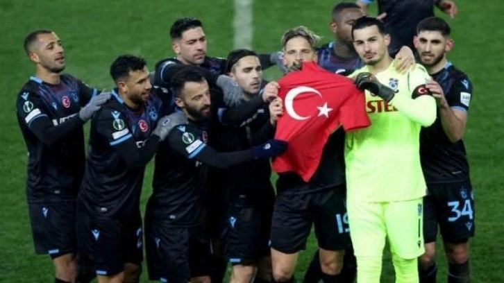 Türkiye Akyazı'da kenetlendi! Trabzonspor tur kapısını araladı