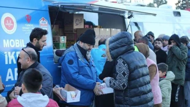 Türkiye Diyanet Vakfı'ndan deprem bölgelerine destekler artarak devam ediyor