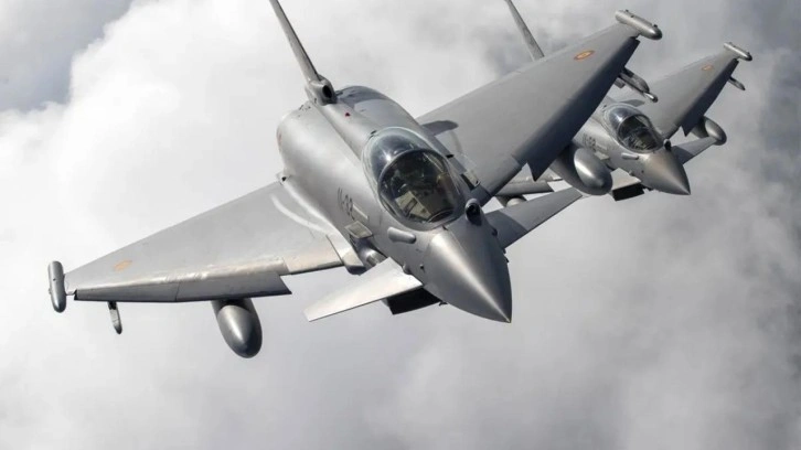 Türkiye'ye Eurofighter'lar için sinyal verdiler!