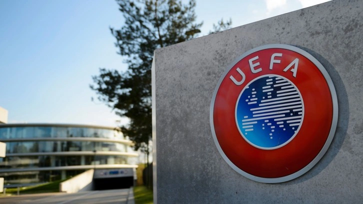 UEFA, Fenerbahçe ve Trabzonspor'a para cezası verdi