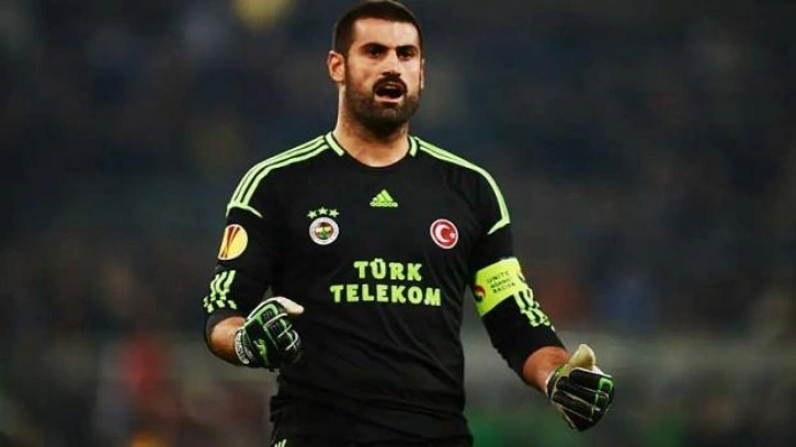 UEFA'dan Volkan Demirel'e büyük jest