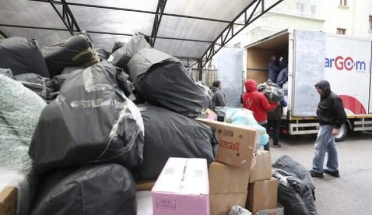 Ukrayna için toplanan yardım malzemeleri Ankara’dan yola çıktı