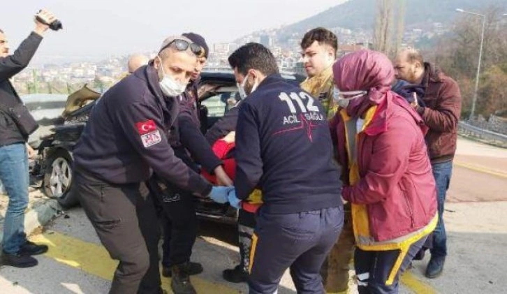 Uludağ yolunda tatil dönüşü kaza: 4 yaralı