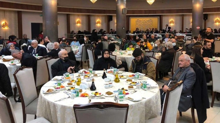 Ümraniye'de şehit aileleri, gaziler ve gazi yakınları iftar yemeğinde buluştu