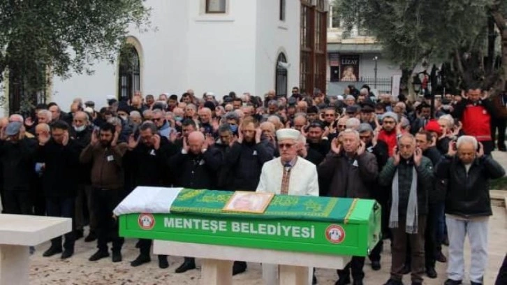 Ünlü oyuncu Pakize Suda ebediyete uğurlandı