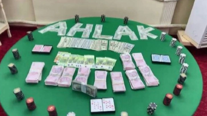 Üsküdar ve Esenyurt'ta kumar operasyonu: Kumar oynarken yakalananlara ceza yağdı
