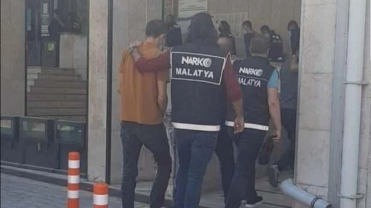 Uyuşturucu tacirlerine operasyon: 17 gözaltı, 3 tutuklama