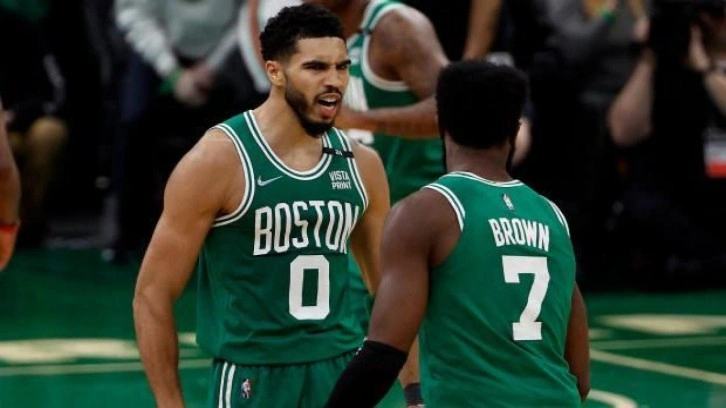 Warriors 7'nci, Celtics 18'inci NBA şampiyonluğu peşinde