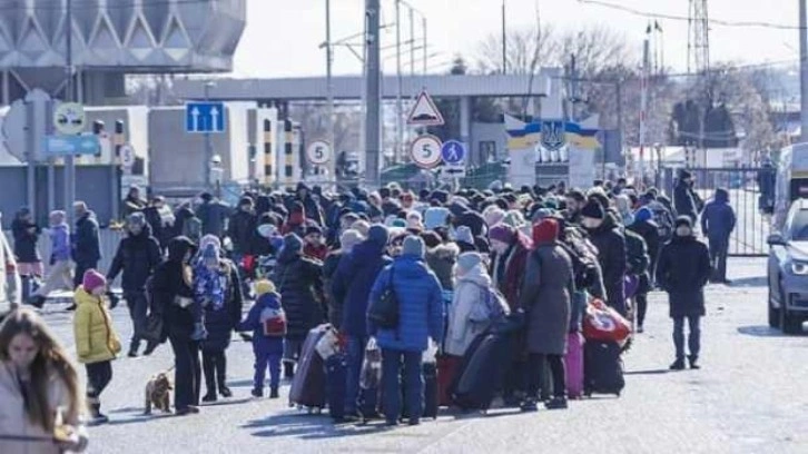 Yaklaşık 5 milyon kişi Ukrayna'dan Avrupa'ya sığındı