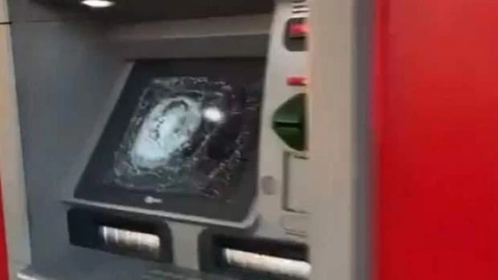 Yalova’da 6 ATM’ye çekiçli saldırı