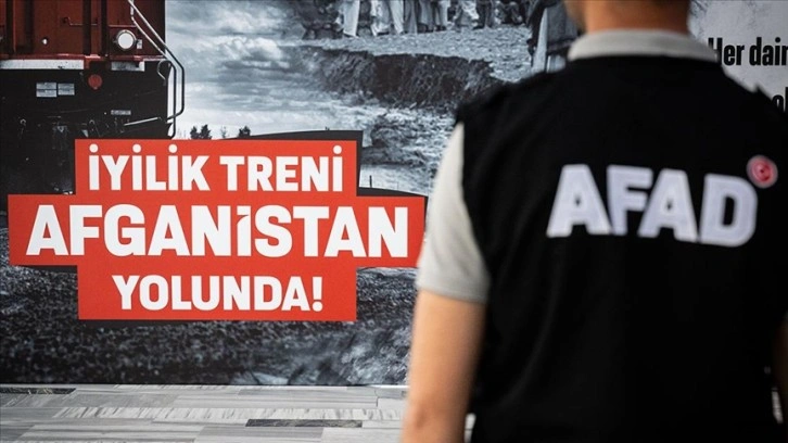 Yardım malzemeleri taşıyan 'İyilik Treni'nin 20'ncisi Afganistan'a hareket etti