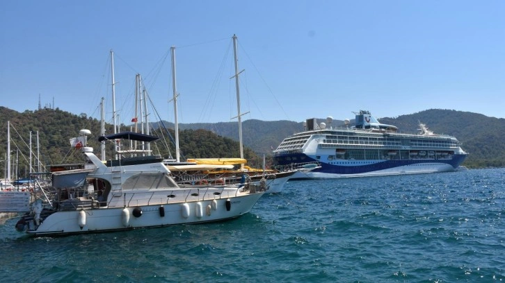 Yolcu gemisi Marella Discovery "ana limanı" Marmaris'e  geldi