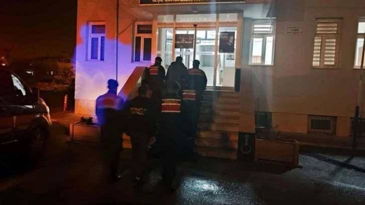 Yozgat'ta ehliyet sınavına kopya düzeneği ile girdi, jandarma yakaladı