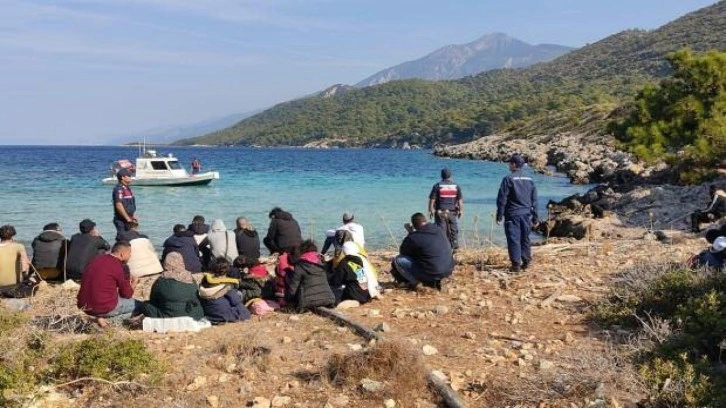 Yunanistan ölüme terk etti: Çocuk ve kadınların olduğu 47 göçmen kurtarıldı