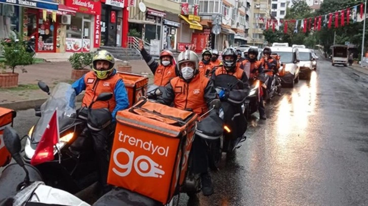 Yüzde 11'lik zammı yetersiz bulan Trendyol'un moto kuryeleri kontak kapattı