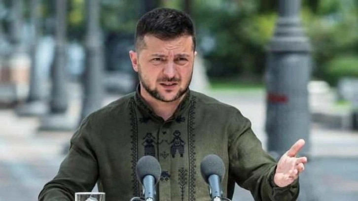 Zelenskiy’nin gömleği sosyal medyada gündem oldu