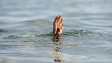 26 yaşındaki genç Van Gölü'nde boğuldu