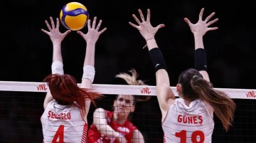 A Milli Kadın Voleybol Takımı, Sırbistan'a 3-0 kaybetti ve Milletler Ligi'nde 4. oldu